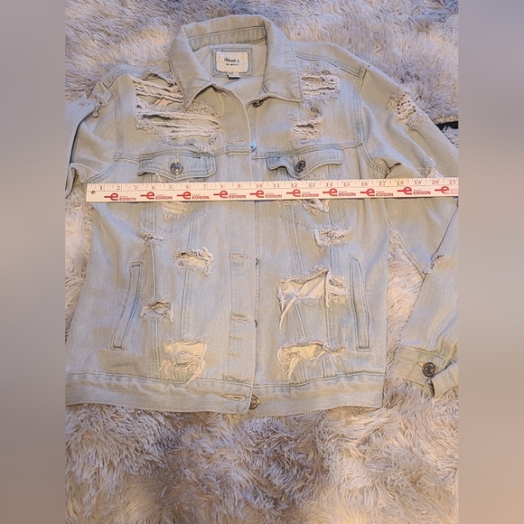 Distressed Light Blue Denim Jacket Forever 21 Size M - Picture 6 of 13